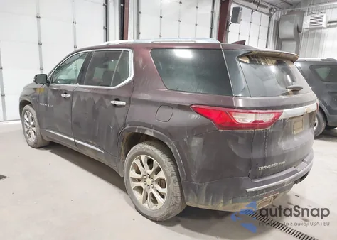 2018 Chevrolet Traverse Premier z USA, uszkodzony, nr VIN 1GNEVJKW7JJ156103